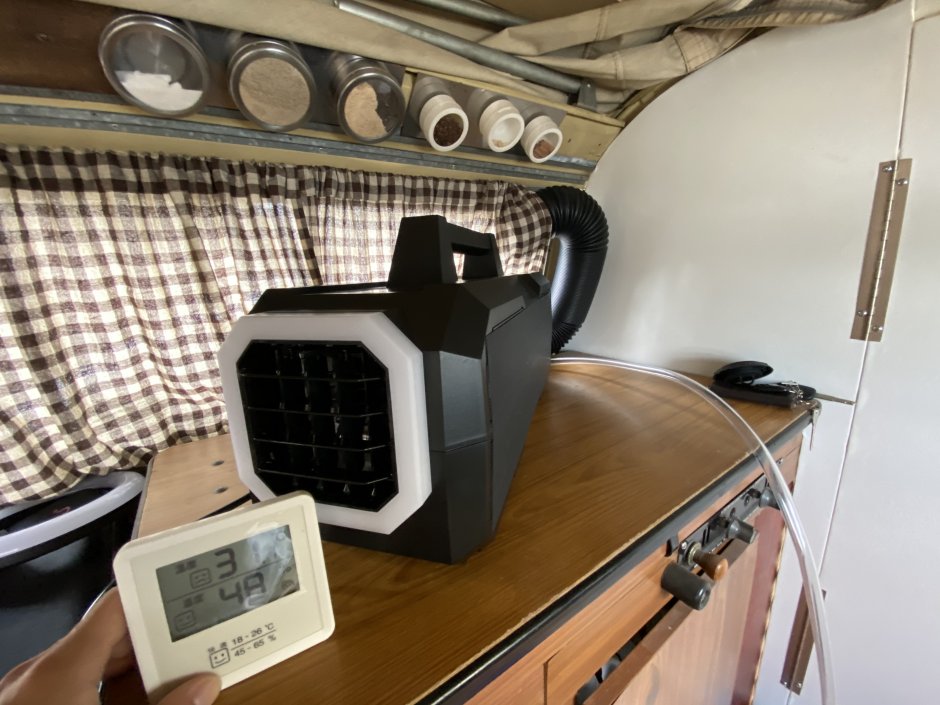 夏の車中泊にポータブルクーラーが使えるって本当 冷却効果や消費電力を検証 おすすめのポータブルクーラーやエアコン 冷房機器を紹介 家電情報サイト Kadencil カデンシル